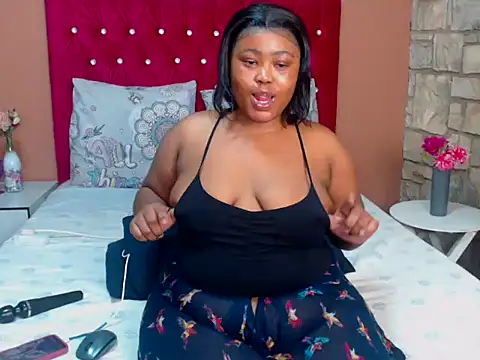 ThickAss Cheeks online show from 16, 11, 2025