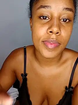 MoniqueMulberry online show from 10, 10, 2025