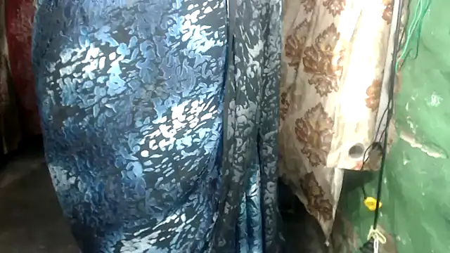 Snapshot of DearKimmi chatting on 25, 2, 2025 DearKimmi online show from 25, 2, 2025