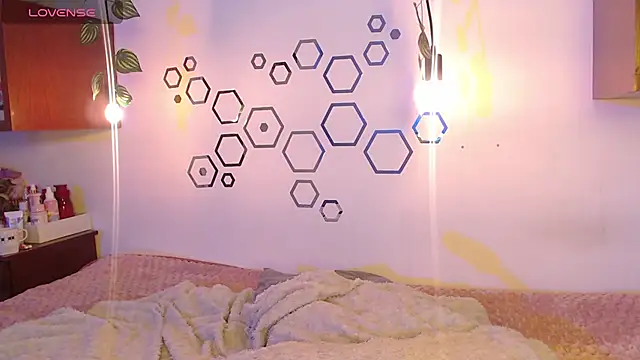 Hanami cute online show from 3, 10, 2025