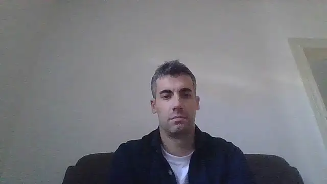 JulioIsHere4you online show from 11, 10, 2025