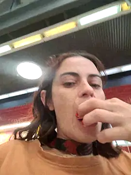 Snapshot of Almendrasexy chatting on 2, 11, 2025 Almendrasexy online show from 2, 11, 2025