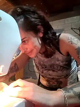 Snapshot of Almendrasexy chatting on 18, 11, 2025 Almendrasexy online show from 18, 11, 2025