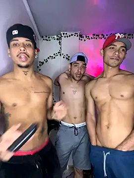 Snapshot of Owen_Benkosky chatting on 4, 11, 2025 Owen Benkosky online show from 4, 11, 2025