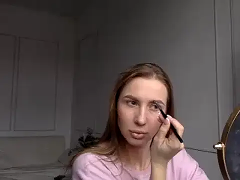 Alveryn online show from 1, 11, 2025