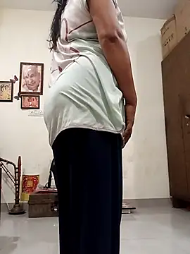 Snapshot of Your-vipasha chatting on 28, 10, 2025 Your-vipasha online show from 28, 10, 2025