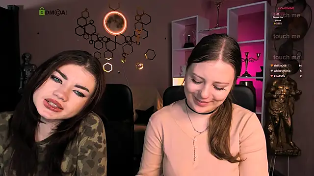 Snapshot of melani_bumm chatting on 16, 12, 2025 melani bumm online show from 16, 12, 2025