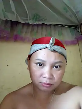 -Kitty-92 online show from 17, 11, 2025