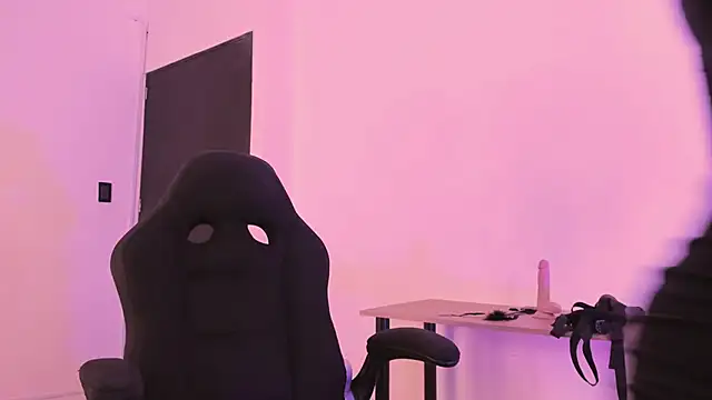 AnnaraLein online show from 22, 10, 2025