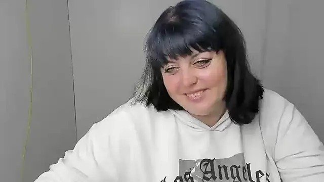 Amelia Kissu online show from 1, 10, 2025