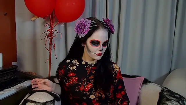 MollyMillsen online show from 25, 10, 2025