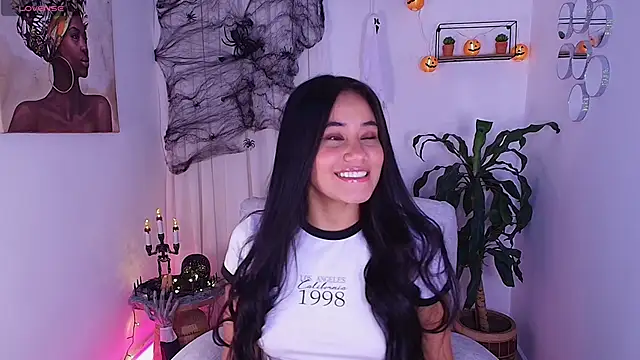 AlisxxnFx online show from 2, 10, 2025