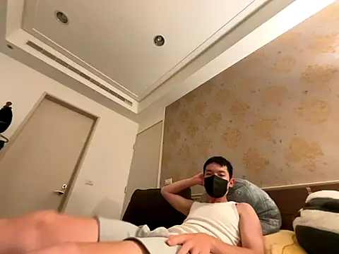 Snapshot of kaikai1335 chatting on 18, 10, 2025 kaikai1335 online show from 18, 10, 2025