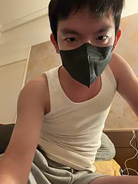 Snapshot of kaikai1335 chatting on 16, 11, 2025 kaikai1335 online show from 16, 11, 2025