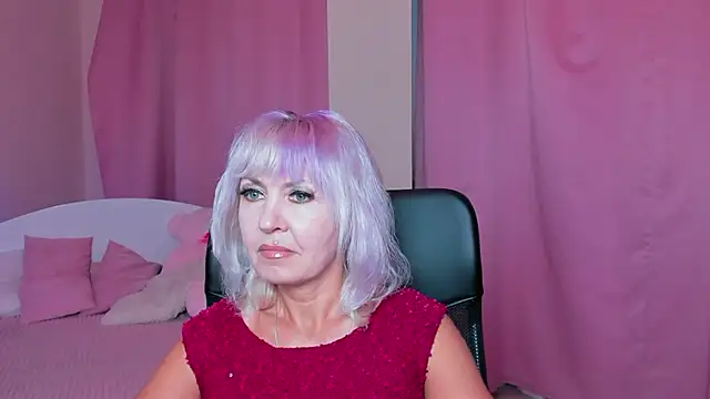 MissVall online show from 11, 9, 2025