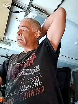 orcajaws52 online show from 9, 9, 2025