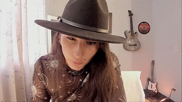 Snapshot of XxnikolayxX chatting on 16, 10, 2025 XxnikolayxX online show from 16, 10, 2025