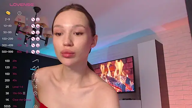 JadeSwift online show from 22, 9, 2025