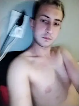 Snapshot of boytwink7 chatting on 11, 10, 2025 boytwink7 online show from 11, 10, 2025