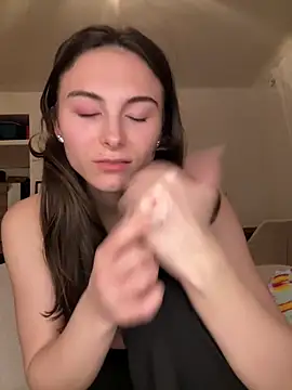 SophiiaStarr online show from 30, 3, 2026