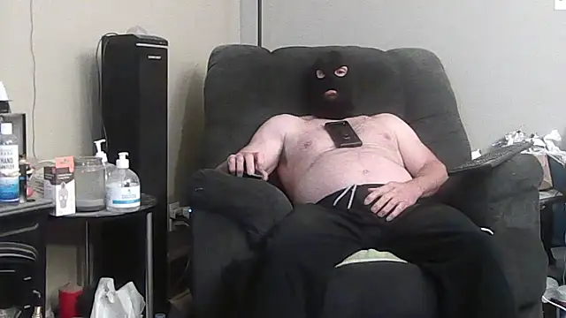 Snapshot of bigman1947 chatting on 3, 11, 2025 bigman1947 online show from 3, 11, 2025