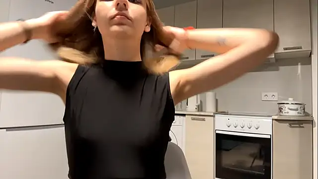 Snapshot of Denni_Spilber chatting on 9, 10, 2025 Denni Spilber online show from 9, 10, 2025