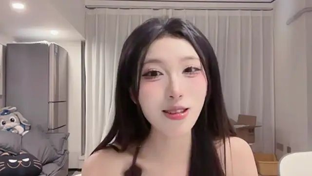 Snapshot of ZhaoZhao-ZM chatting on 10, 10, 2025 ZhaoZhao-ZM online show from 10, 10, 2025