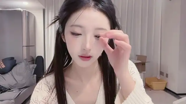 Snapshot of ZhaoZhao-ZM chatting on 15, 10, 2025 ZhaoZhao-ZM online show from 15, 10, 2025