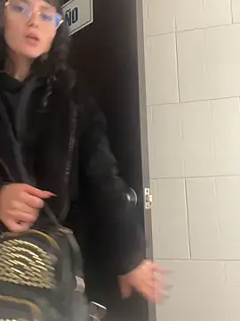 XBODTRIIPX online show from 19, 12, 2025