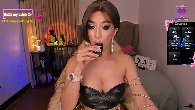 Dream Goddess online show from 12, 12, 2024