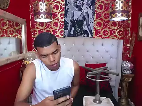 TWOBOYSPEINHOT online show from 12, 9, 2025