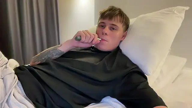 Tyler Garner online show from 9, 10, 2025