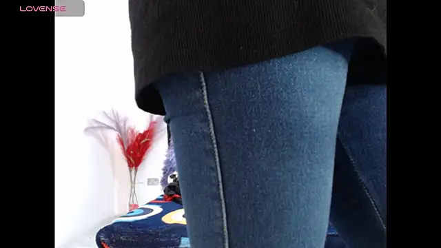 Snapshot of jatzibe_hot_93 chatting on 5, 2, 2026 jatzibe hot 93 online show from 5, 2, 2026