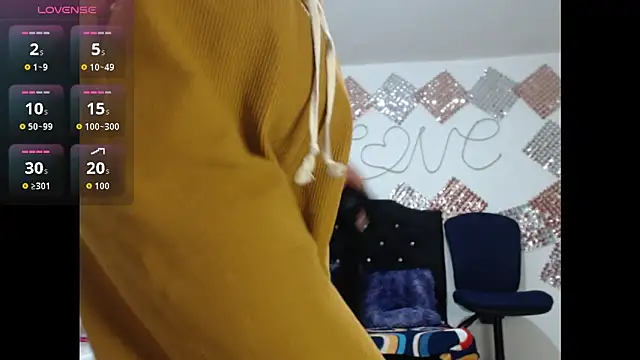 Snapshot of jatzibe_hot_93 chatting on 25, 3, 2026 jatzibe hot 93 online show from 25, 3, 2026