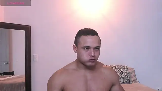 Snapshot of KingLevi01 chatting on 8, 9, 2025 KingLevi01 online show from 8, 9, 2025