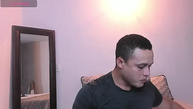 Snapshot of KingLevi01 chatting on 18, 9, 2025 KingLevi01 online show from 18, 9, 2025