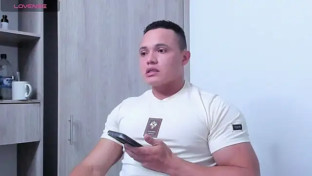 Snapshot of KingLevi01 chatting on 22, 10, 2025 KingLevi01 online show from 22, 10, 2025