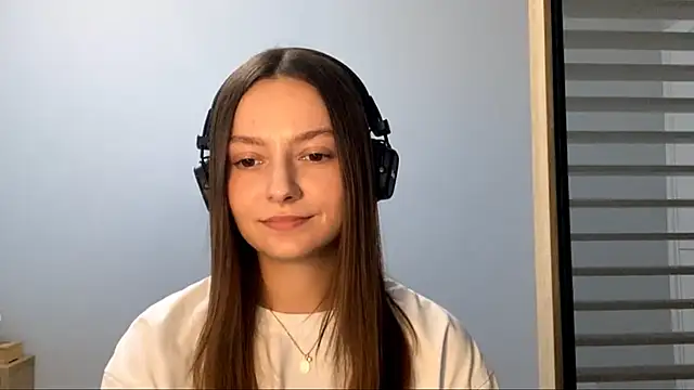 Snapshot of SoulHiperAgne_ chatting on 27, 9, 2025 SoulHiperAgne online show from 27, 9, 2025