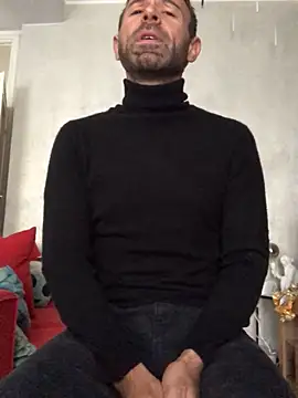 MatteoDom85 online show from 4, 10, 2025