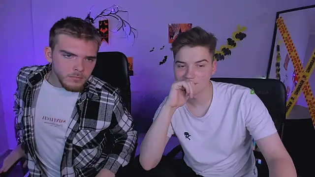 Snapshot of danny_cool chatting on 2, 11, 2025 danny cool online show from 2, 11, 2025