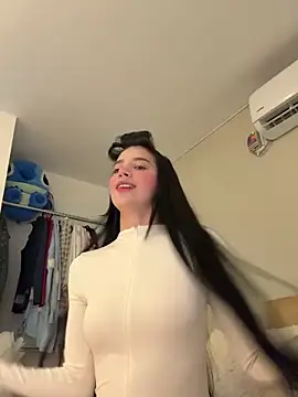 Min junn online show from 20, 9, 2025