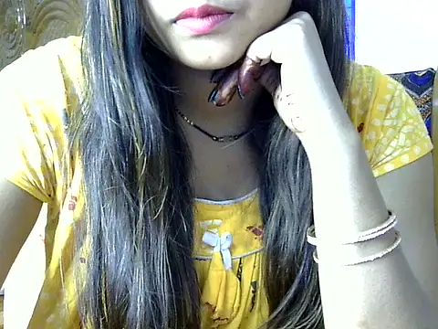 Snapshot of dreamgirl20262 chatting on 22, 10, 2025 dreamgirl20262 online show from 22, 10, 2025