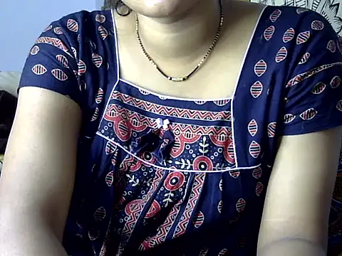 Snapshot of dreamgirl20262 chatting on 14, 11, 2025 dreamgirl20262 online show from 14, 11, 2025