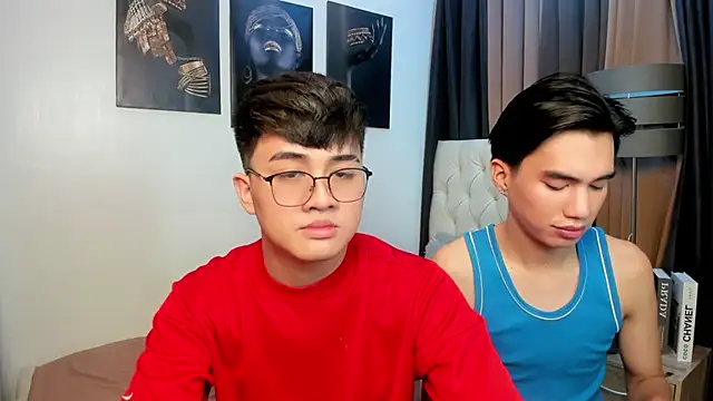 NhicolasClyde online show from 13, 9, 2025