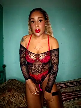 Snapshot of Queen_Amara chatting on 26, 10, 2025 Queen Amara online show from 26, 10, 2025