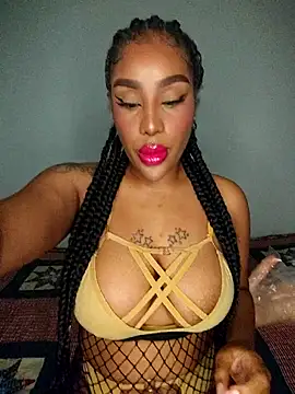 Snapshot of Queen_Amara chatting on 16, 11, 2025 Queen Amara online show from 16, 11, 2025