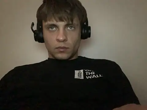 Kit Kat01 online show from 8, 11, 2025