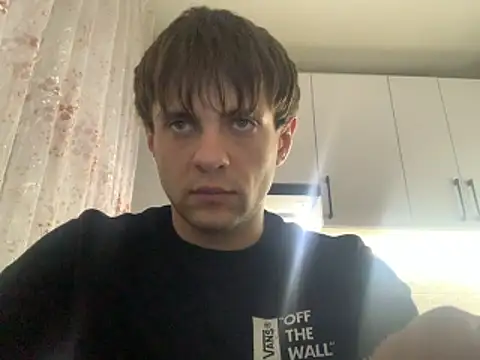 Kit Kat01 online show from 17, 11, 2025