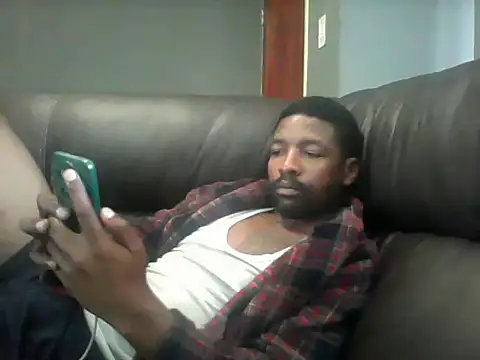 TopssyKreet online show from 8, 11, 2025