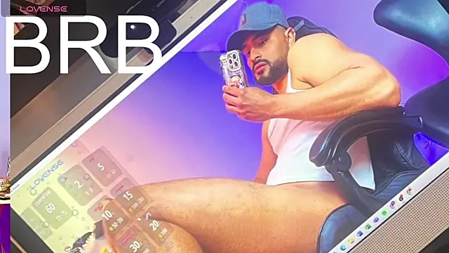 Snapshot of Gael_Meneses chatting on 13, 10, 2025 Gael Meneses online show from 13, 10, 2025